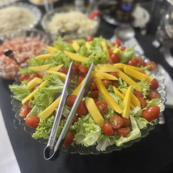 Carnes nobres e churrasqueiro profissional BW Assados